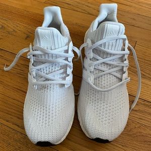 ULTRABOOST 4.0 DNA SHOES